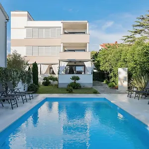 apartments-mato.hotelinzadar.com/