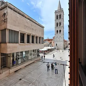 luka-residence-apartments.hotelinzadar.com/
