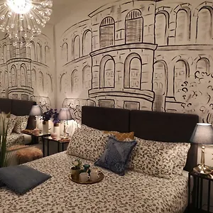 Apartment Arena Design With Free Private Parking And With A Terrace, Pula