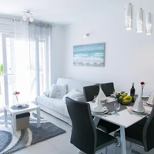 navi.hotels-in-trogir.com/